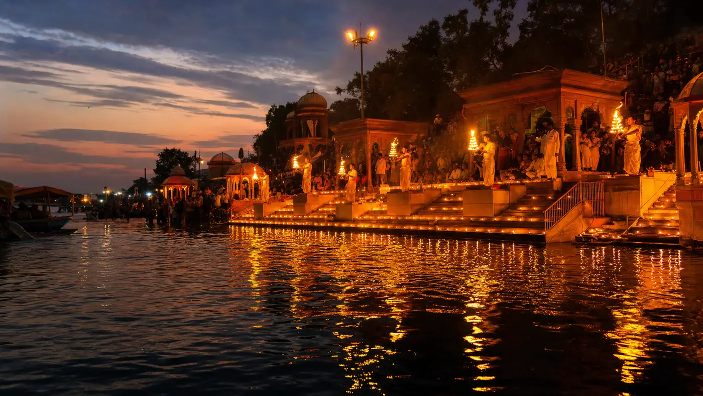 Evening aarti at Vishram Ghat, Mathura